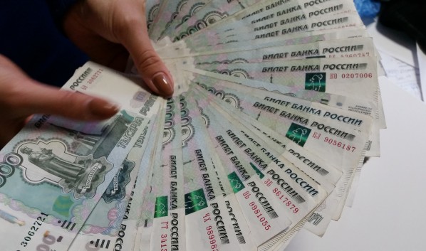 Как заработать 100 000 рублей в интернете с нуля и выгодно их вложить
